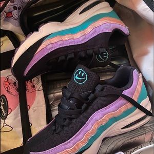 Meet your Posher, Victor